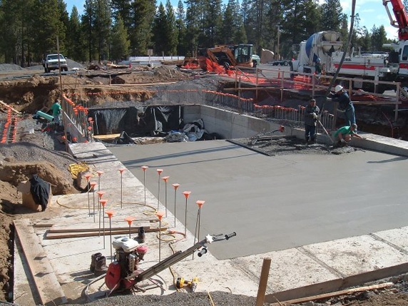 concrete_1f-989