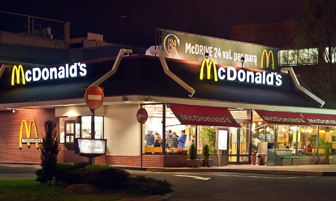 Main_7_mcdonalds_VytautasKielaitis-Shutterstock