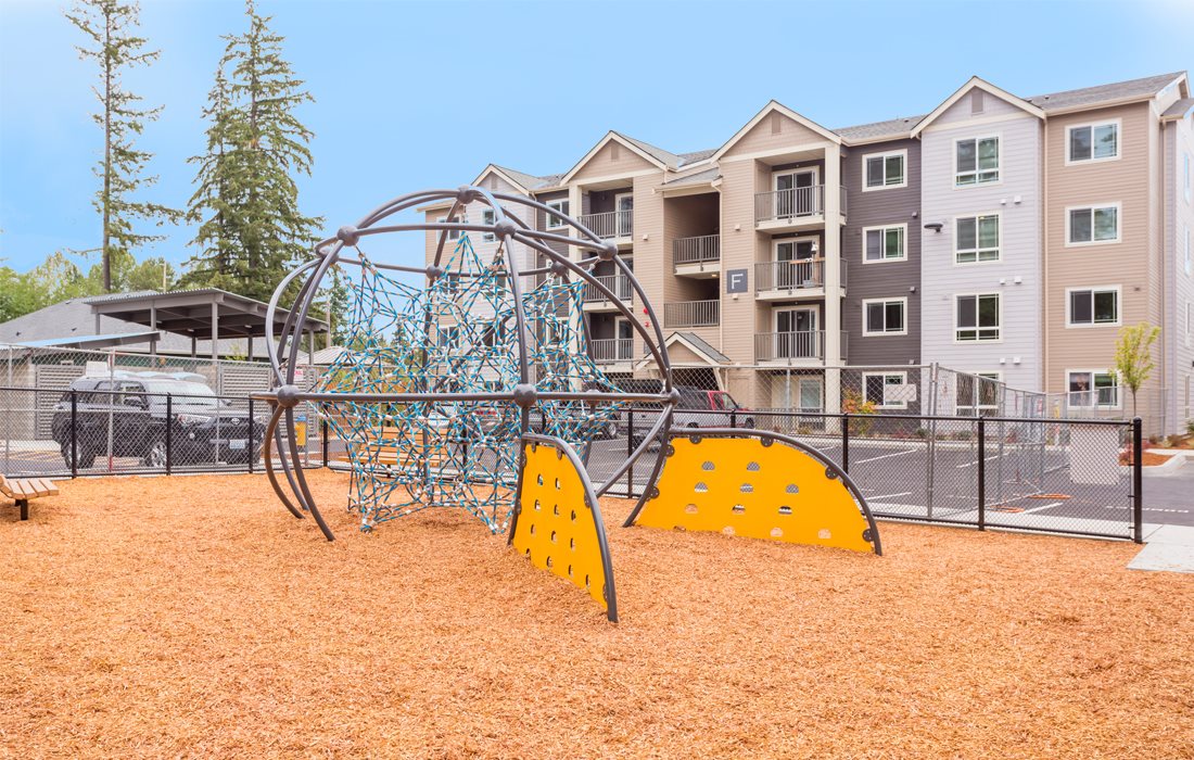 playground1100x700